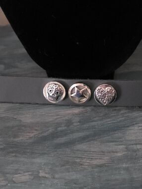 Gray Gaux Leather Snap-Button Choker with Decorative Silver Studs